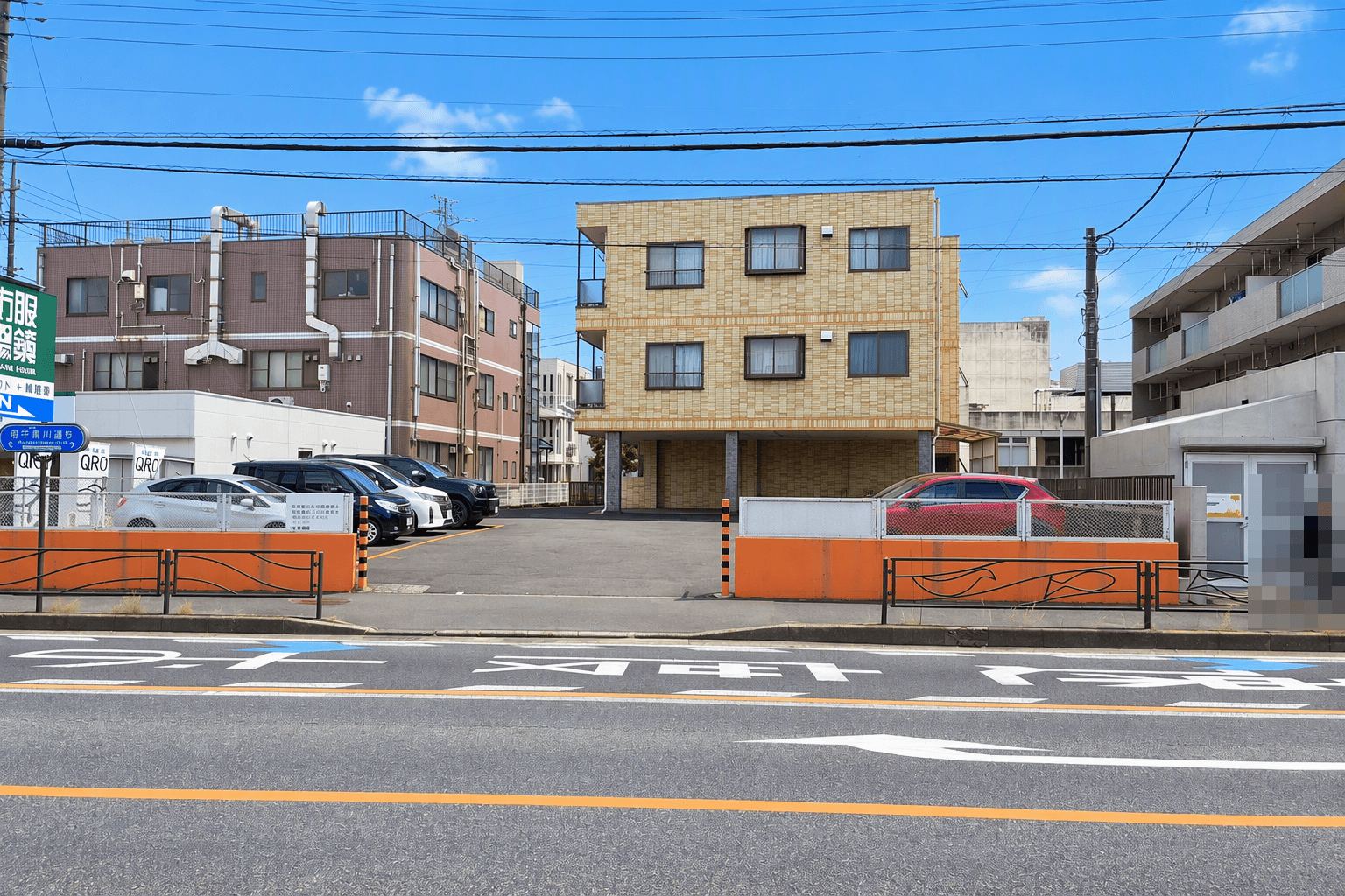 サンローズマンション駐車場の外観・駐車場イメージ1枚目