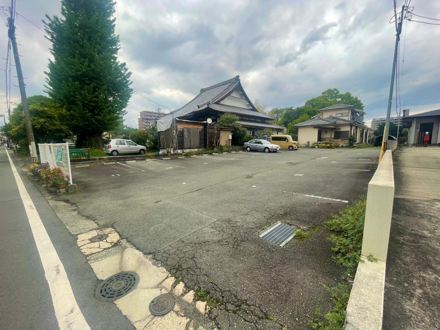 牛島貸駐車場の外観・駐車場イメージ1枚目