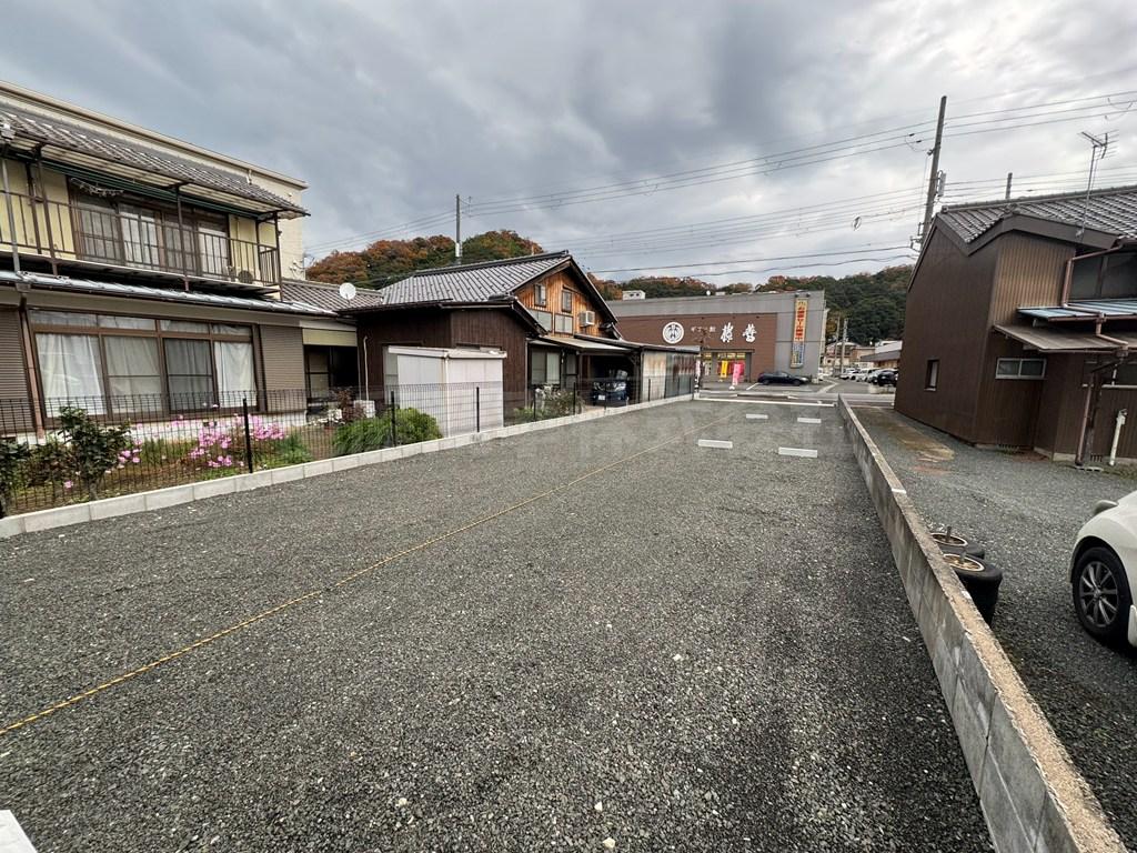 北浜町5-10 駐車場の外観・駐車場イメージ3枚目