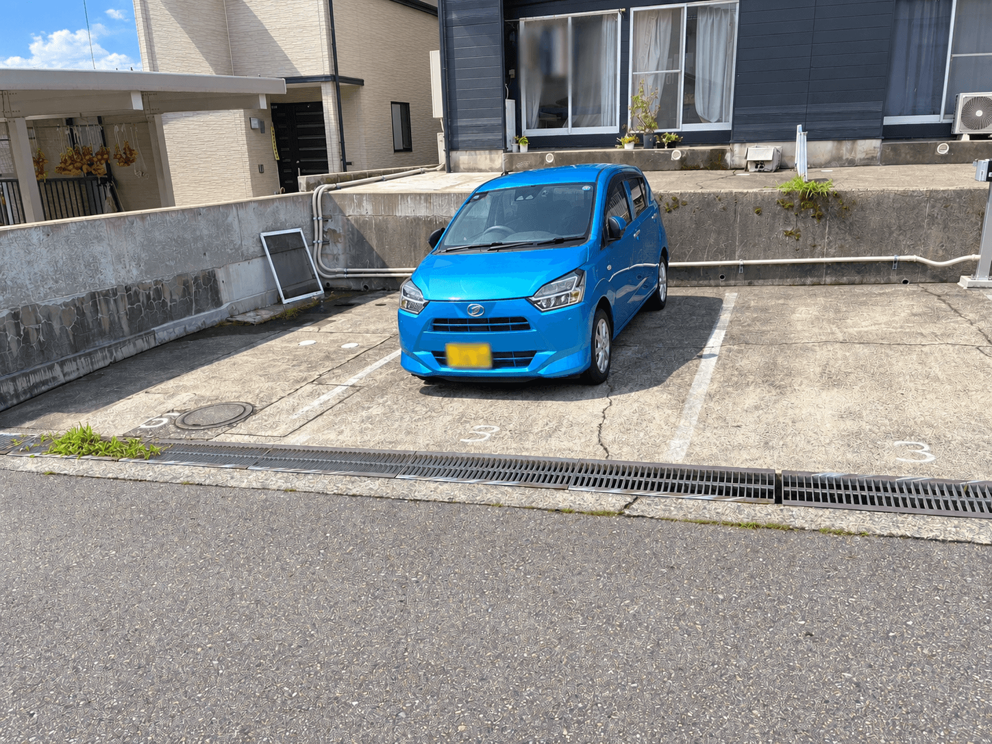 神谷内町葵229の外観・駐車場イメージ2枚目
