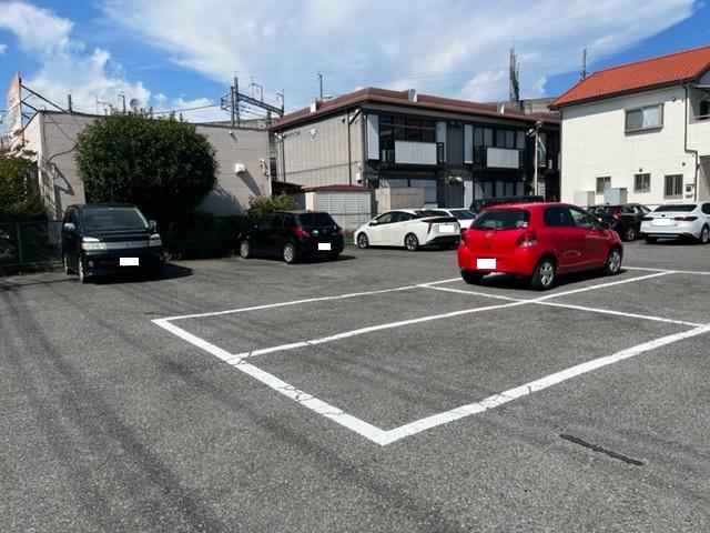 ウメヤマ月極駐車場の外観・駐車場イメージ2枚目