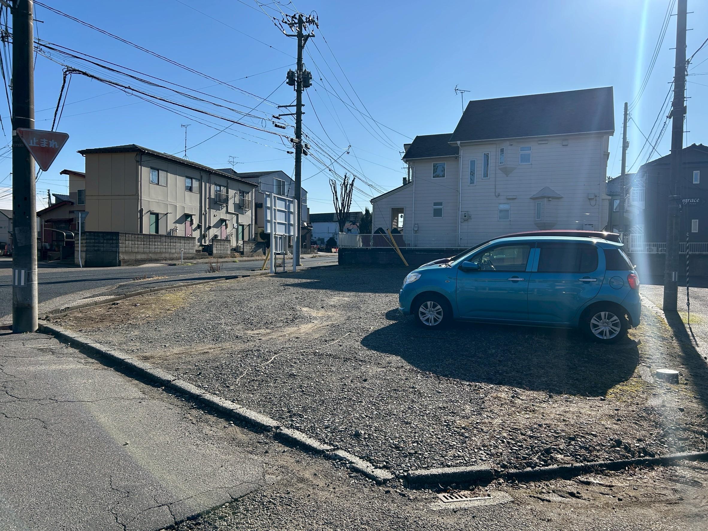 2.藤石ガレージの外観・駐車場イメージ3枚目