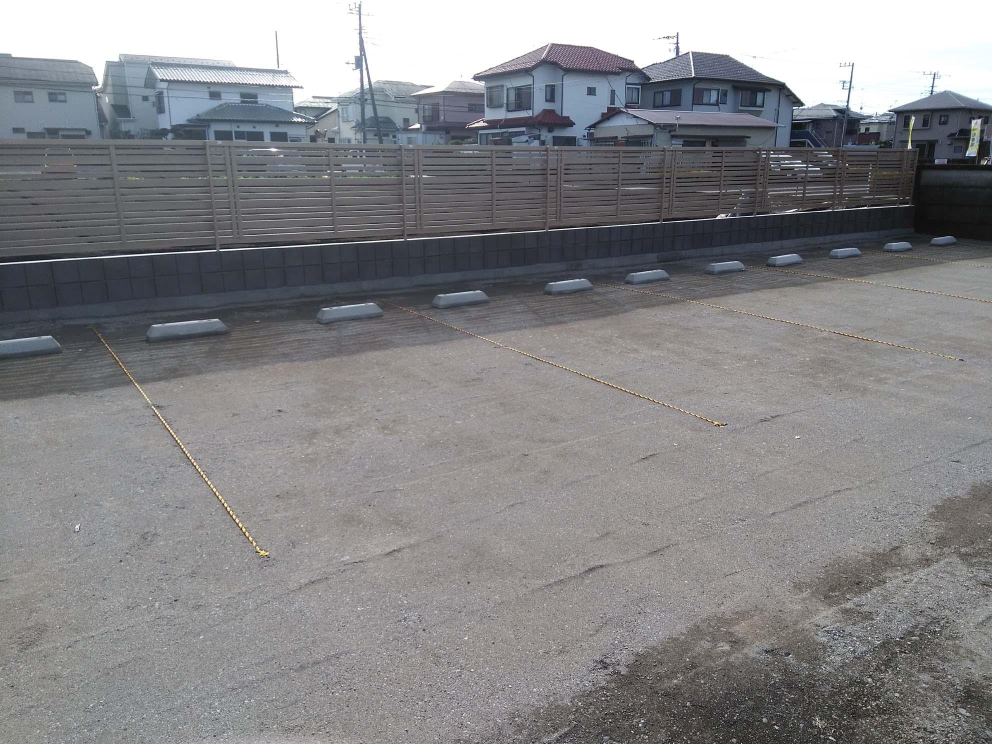 フラワーパーキングの外観・駐車場イメージ2枚目