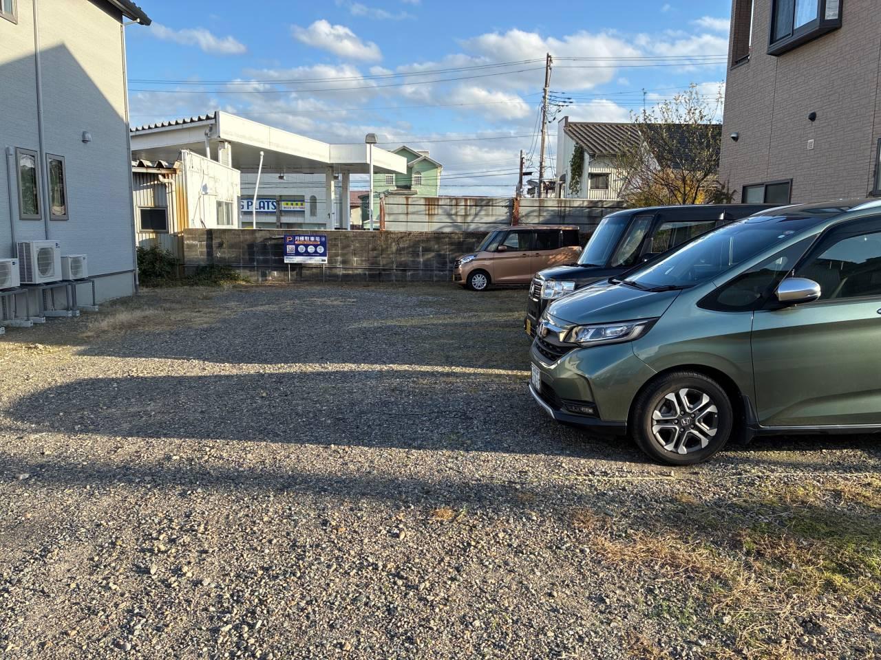 58.寺尾台ガレージの外観・駐車場イメージ3枚目
