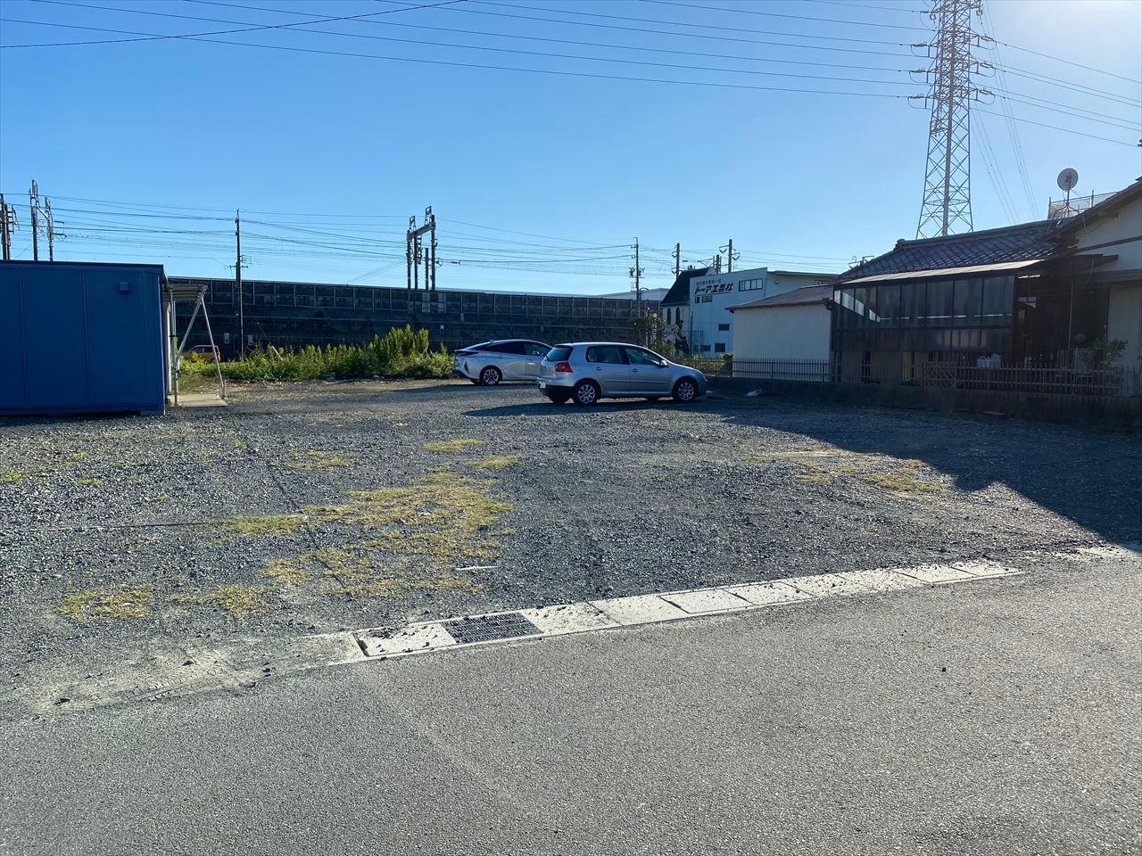 入野町120-1の外観・駐車場イメージ1枚目