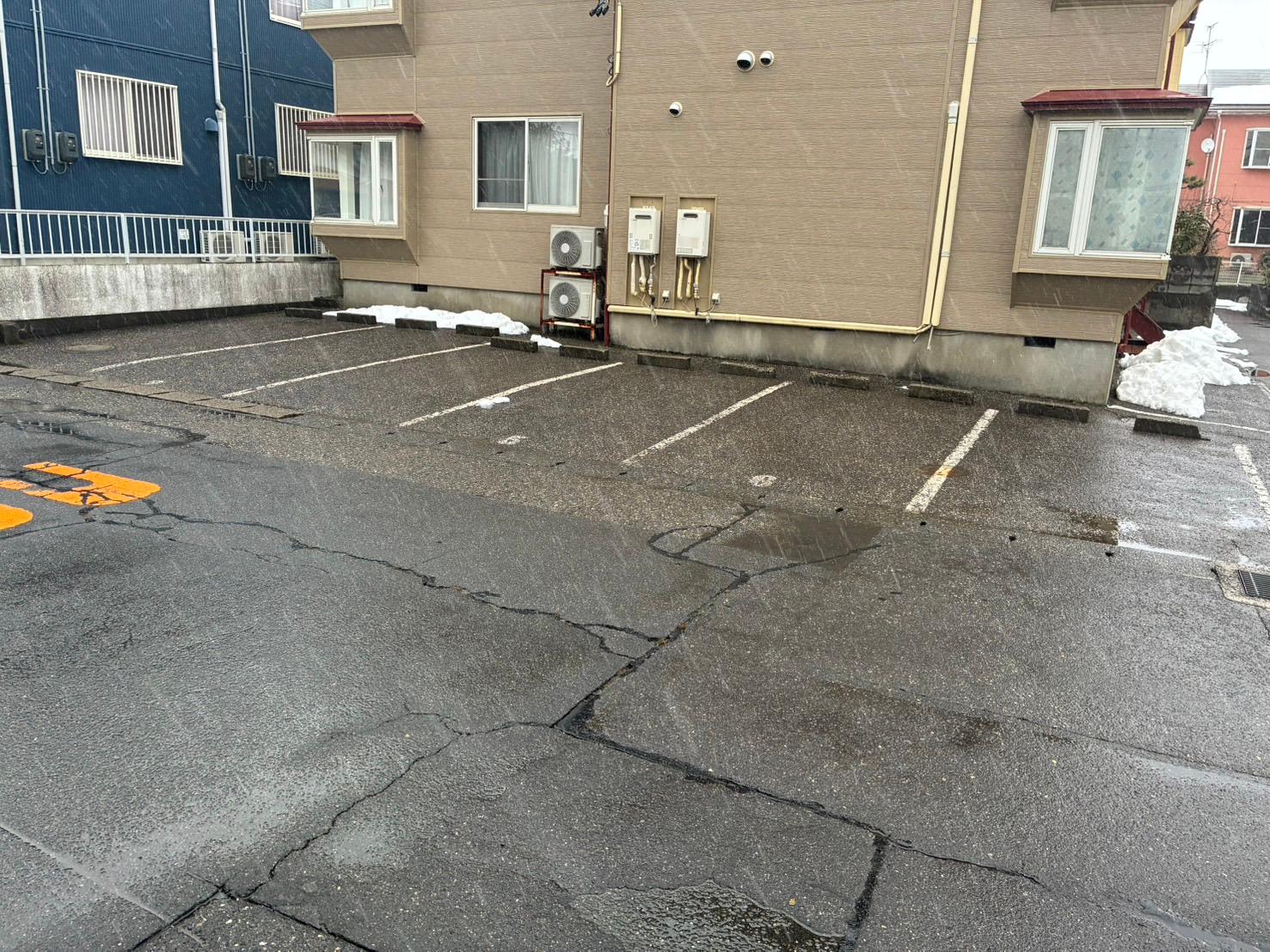 αNEXT新潟第10の外観・駐車場イメージ2枚目