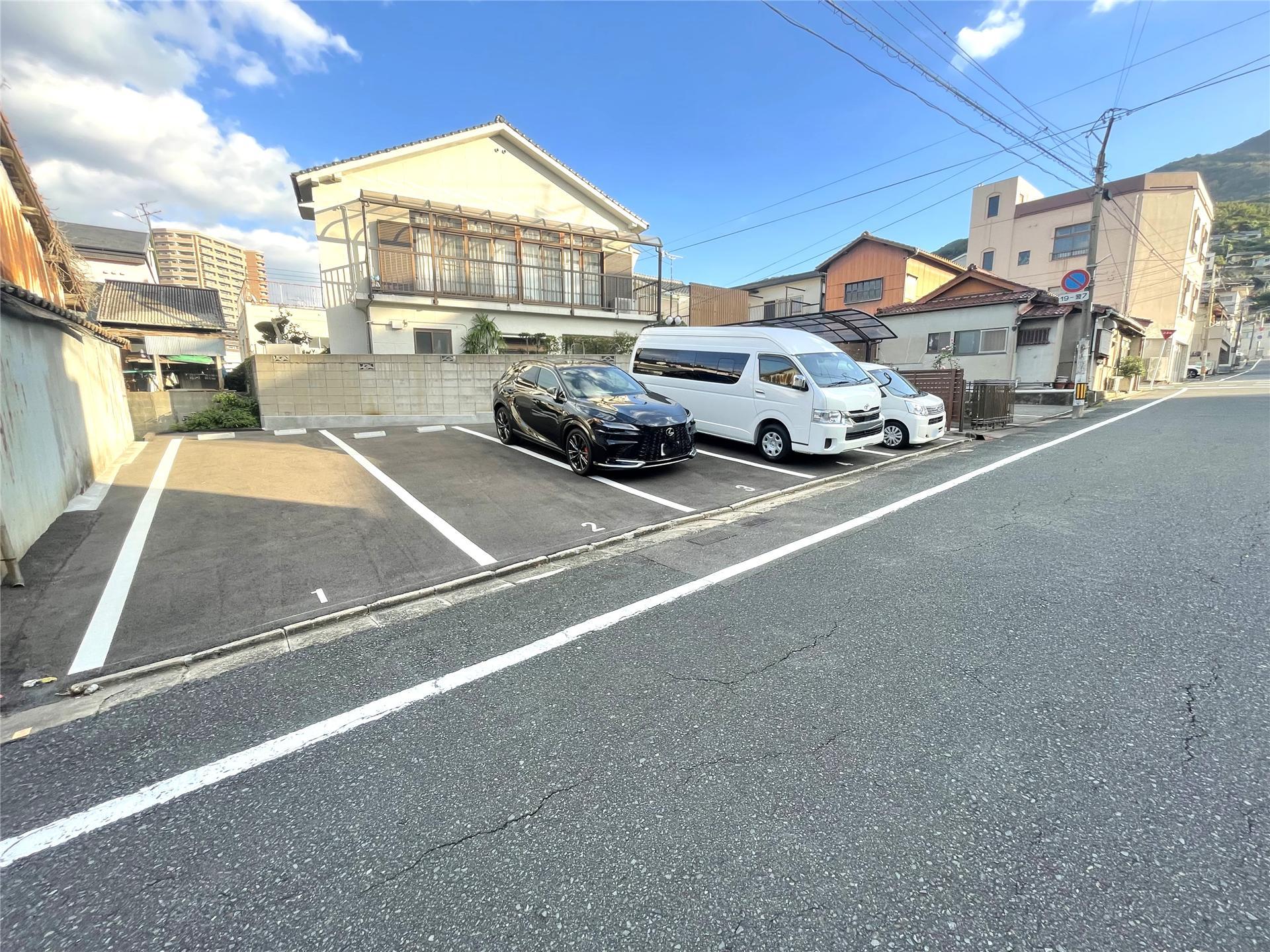 尾倉1丁目月極駐車場No.2の外観・駐車場イメージ2枚目