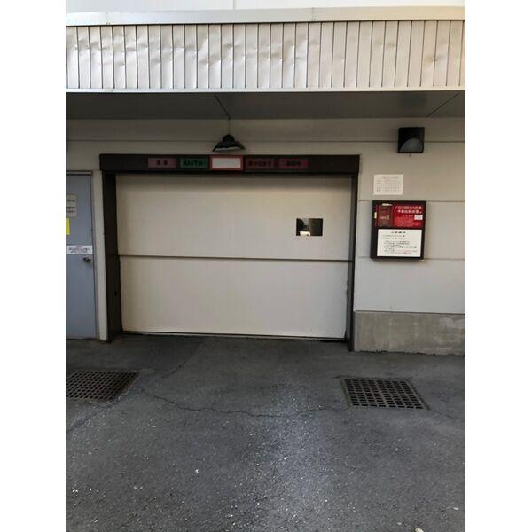 ユーハウス鶴舞Ⅱの外観・駐車場イメージ1枚目