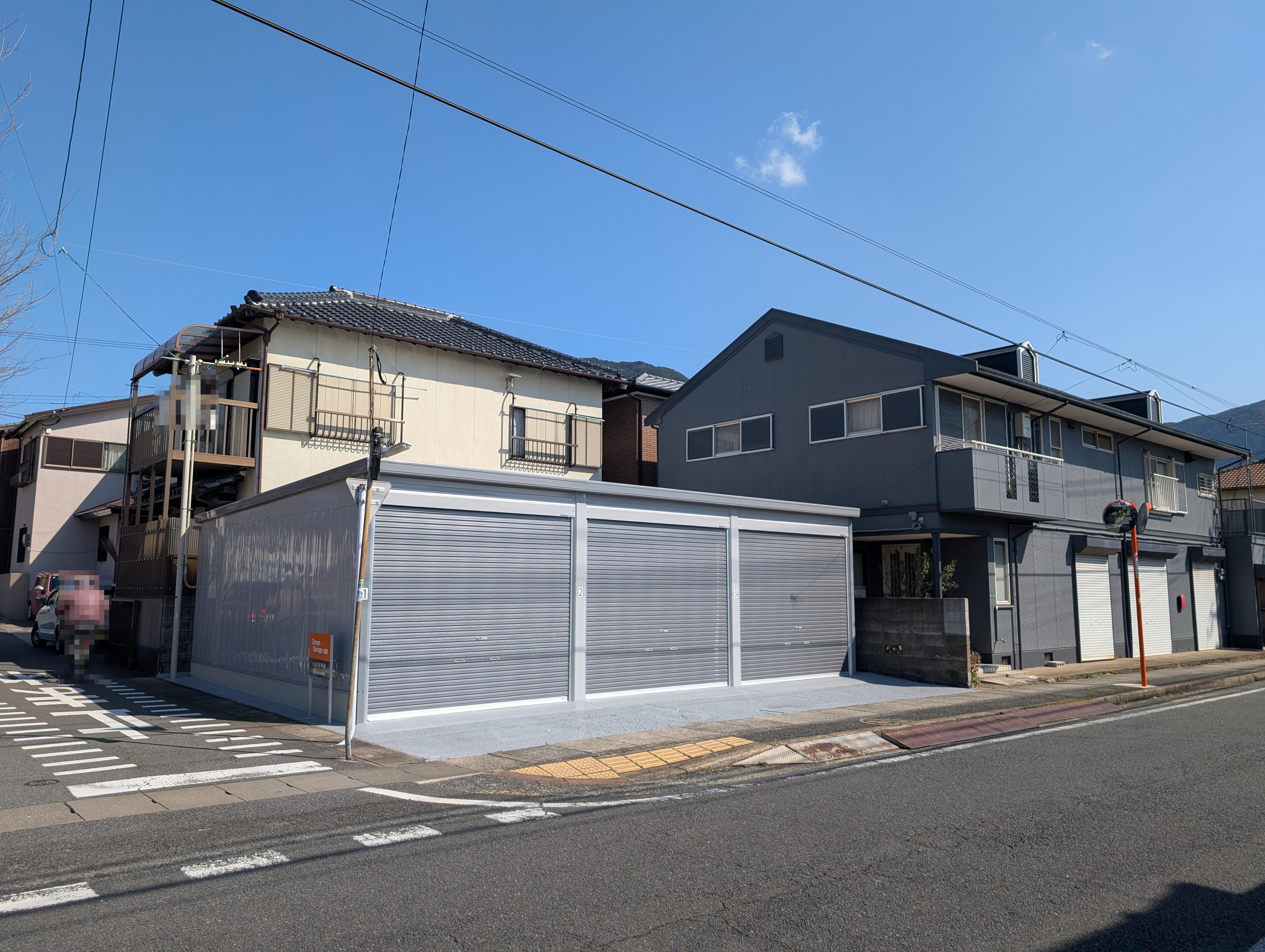Dream Garage富野の外観・駐車場イメージ1枚目