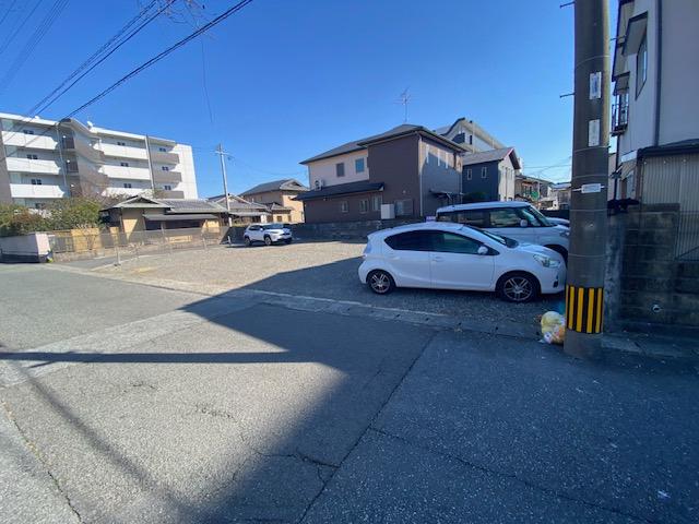 コボ・モータープールの外観・駐車場イメージ2枚目