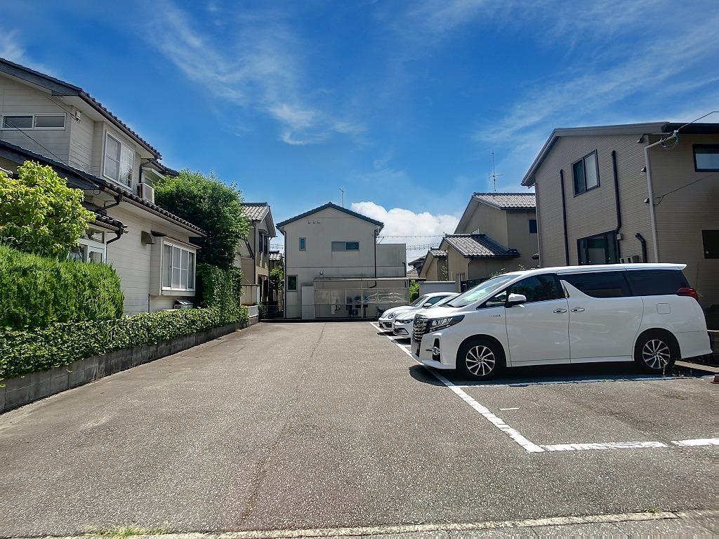 パーキング久安の外観・駐車場イメージ2枚目