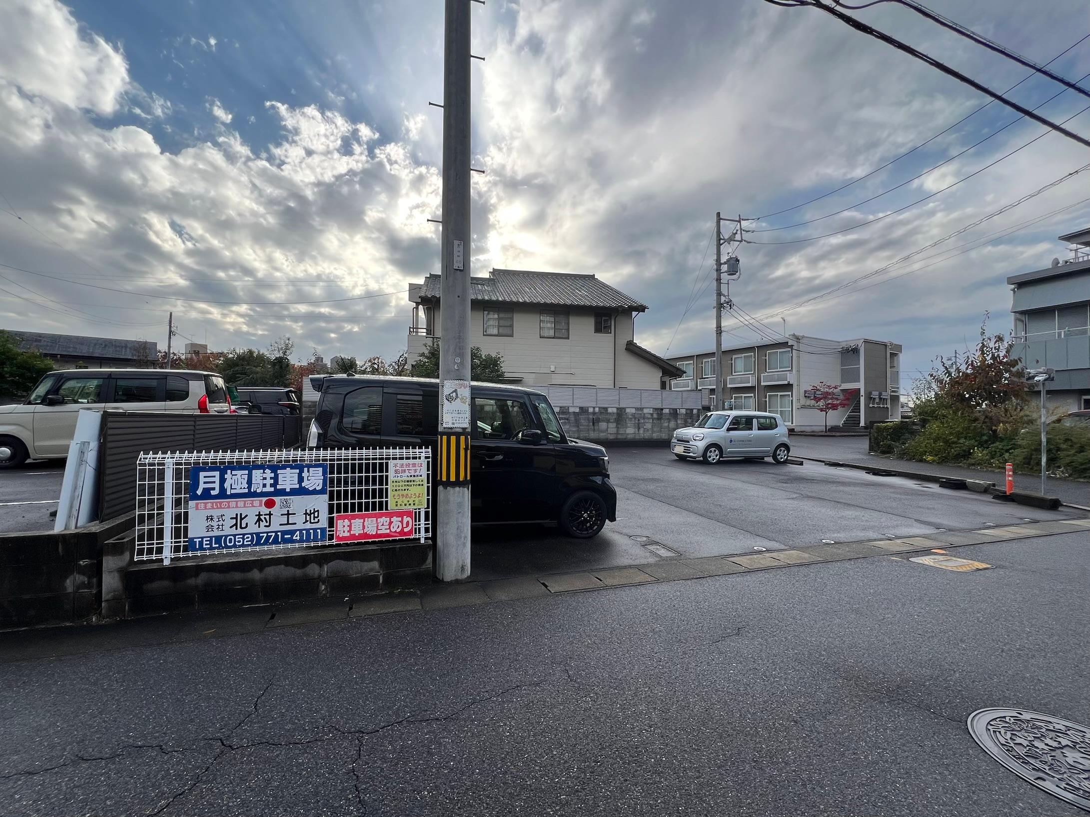 下山駐車場の外観・駐車場イメージ1枚目