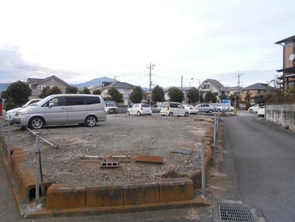 みどりヶ丘駐車場の外観・駐車場イメージ2枚目