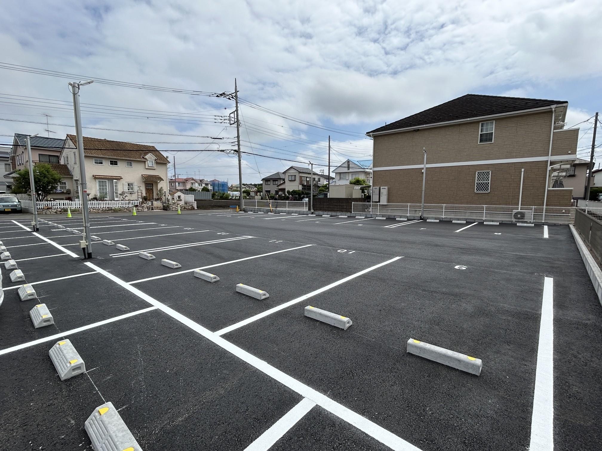 T-PARK鶴間の外観・駐車場イメージ2枚目