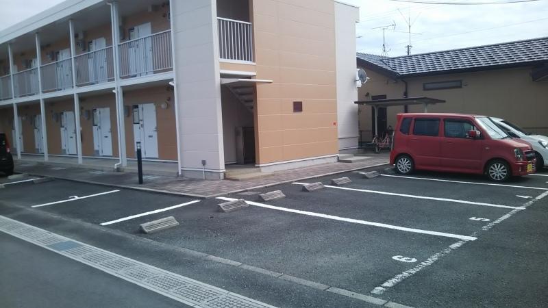 カルティエ(15612)の外観・駐車場イメージ1枚目