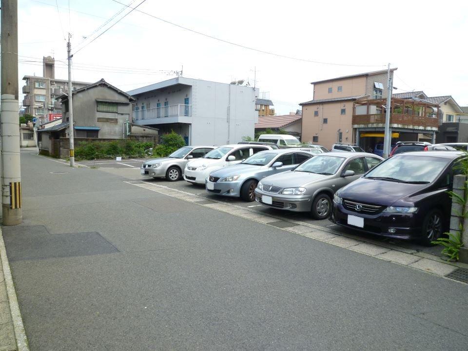 志々目駐車場の外観・駐車場イメージ1枚目