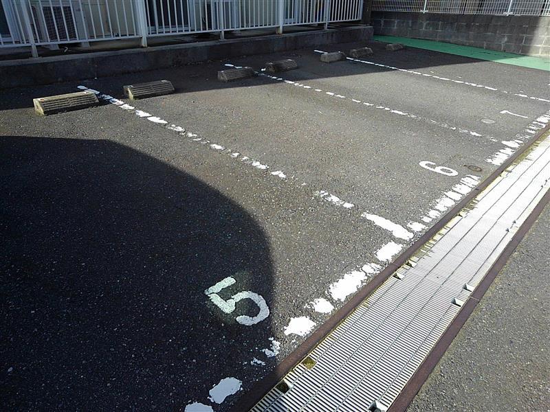 ヴィラ銚子(22284)の外観・駐車場イメージ1枚目