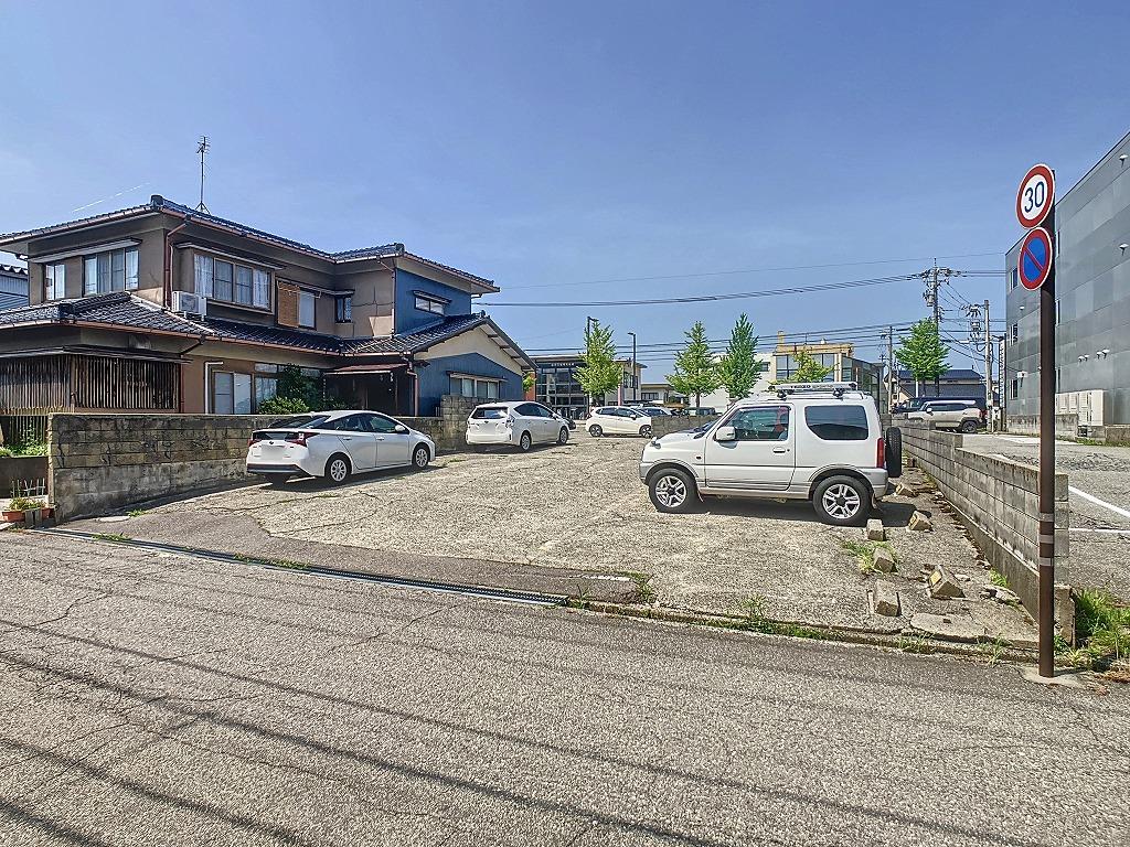 入江パーキングの外観・駐車場イメージ3枚目