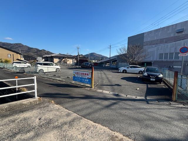 三谷パーキングの外観・駐車場イメージ3枚目