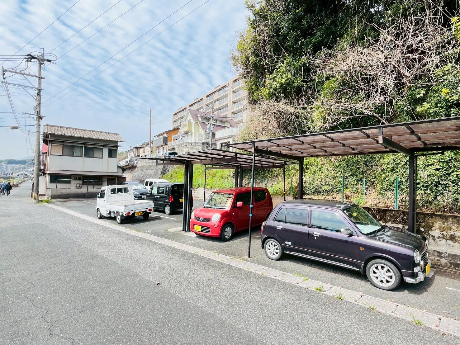 パークイタビツの外観・駐車場イメージ2枚目