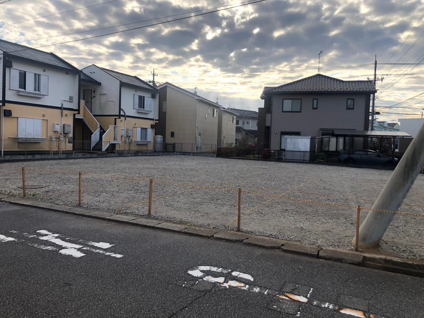 栄町6丁目9-3駐車場の外観・駐車場イメージ2枚目