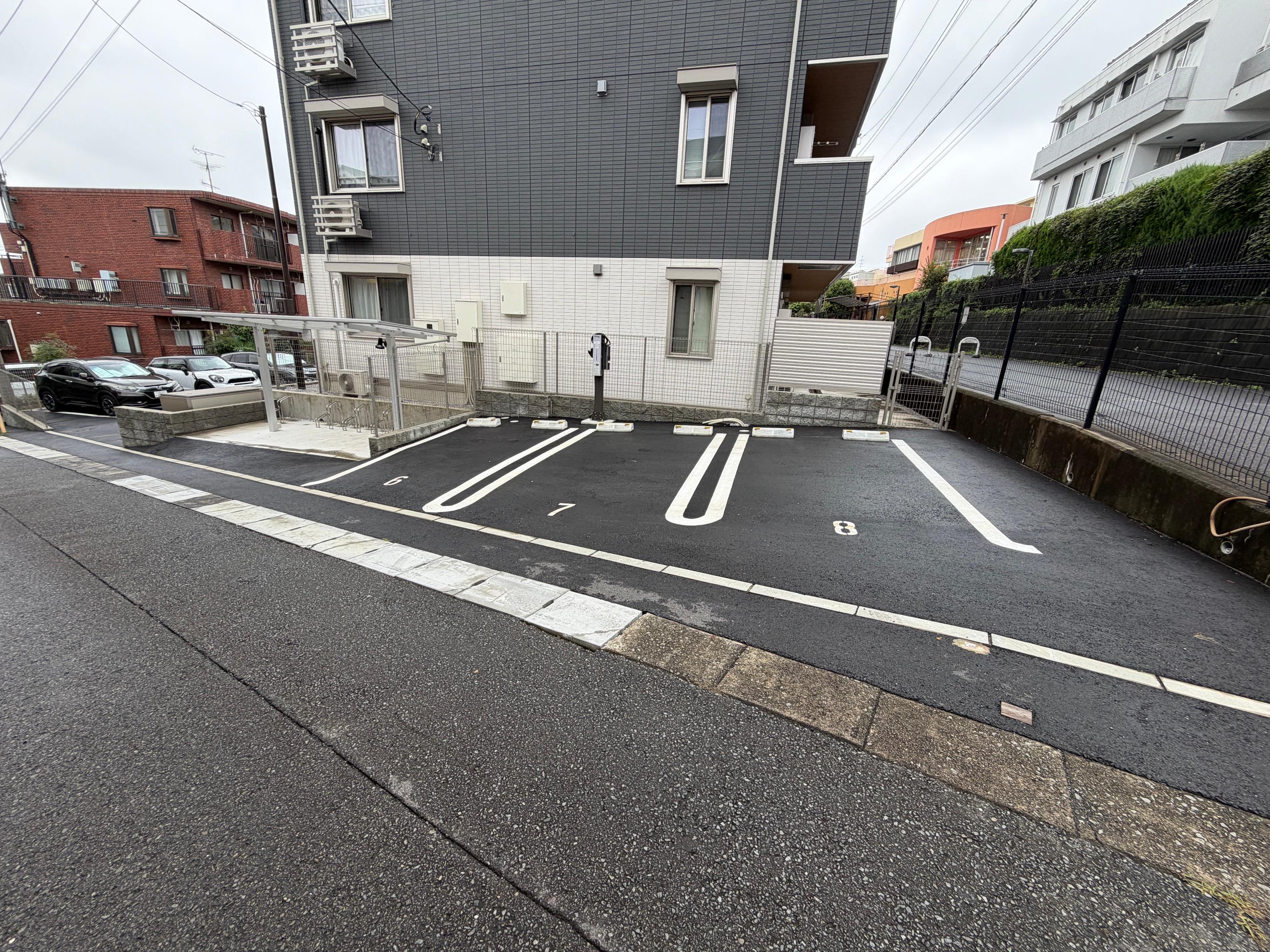 GLANPIA KIKYO駐車場の外観・駐車場イメージ1枚目