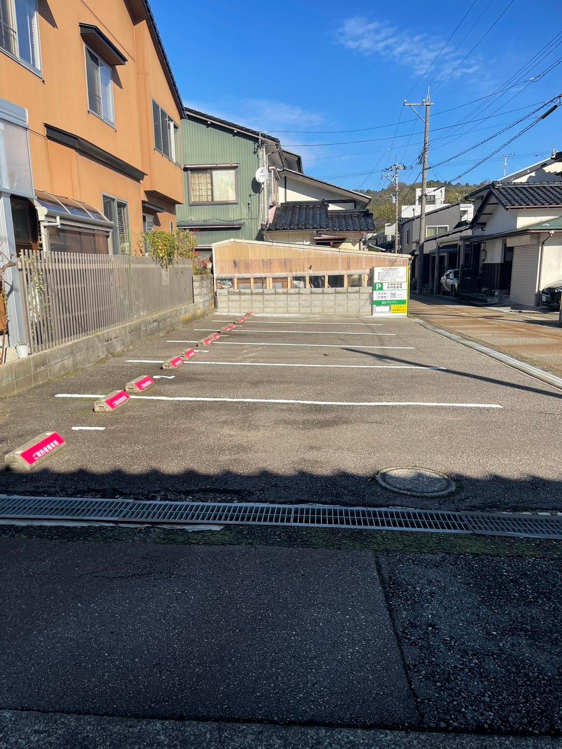 天神町月極駐車場の外観・駐車場イメージ2枚目