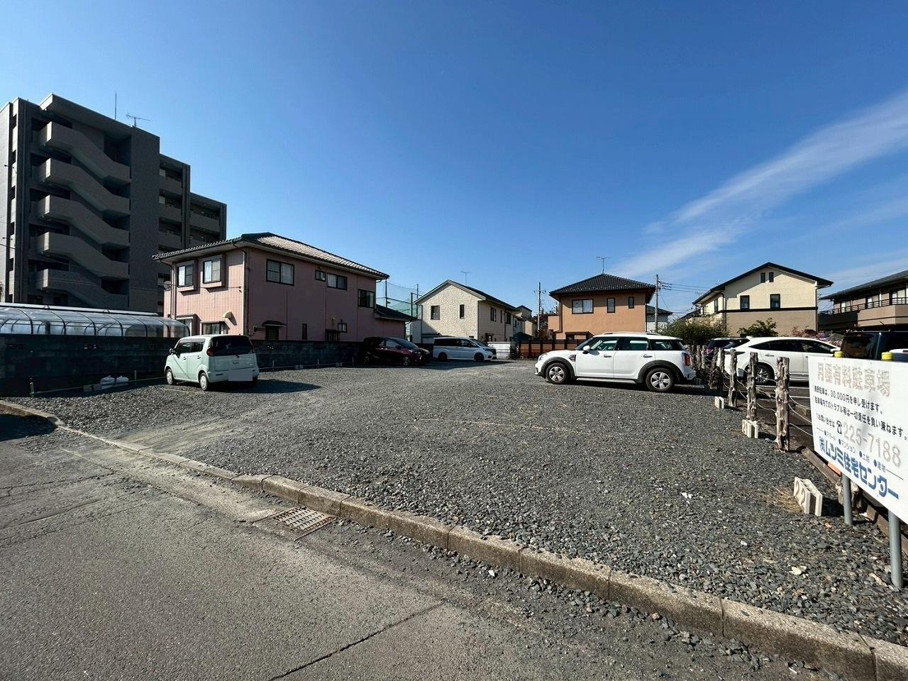 元吉田パーキングの外観・駐車場イメージ1枚目