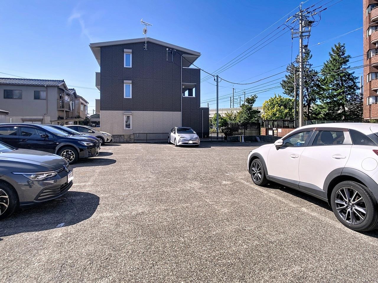 長土塀瀬沢パーキング②の外観・駐車場イメージ3枚目