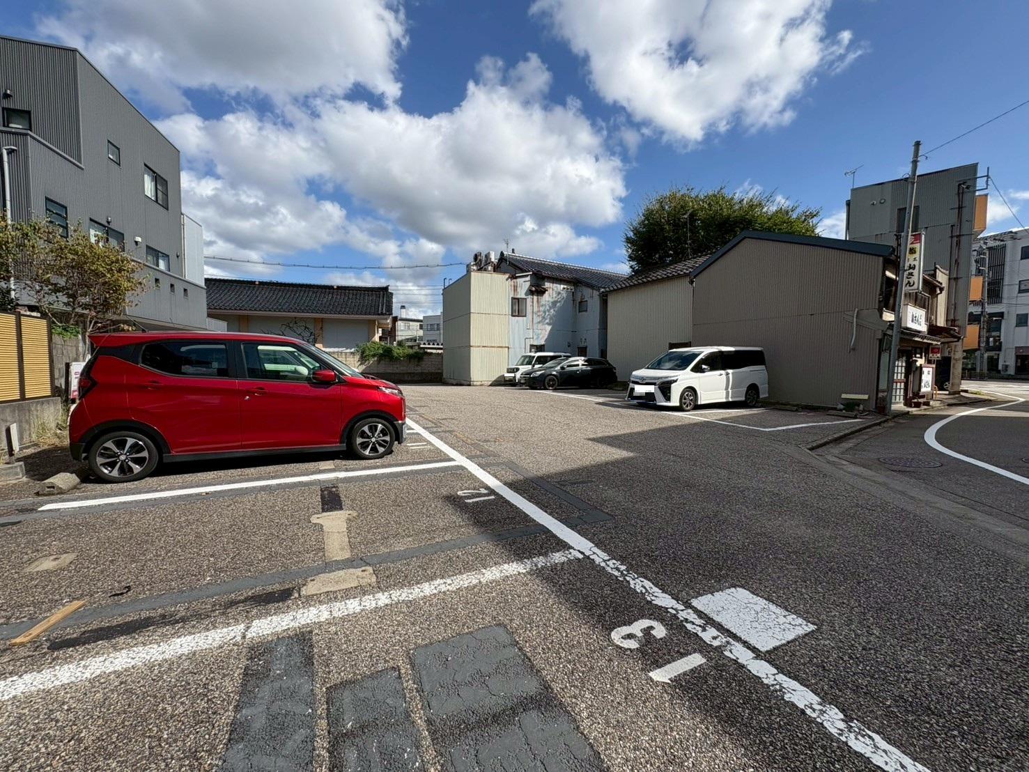 笠市駐車場の外観・駐車場イメージ2枚目