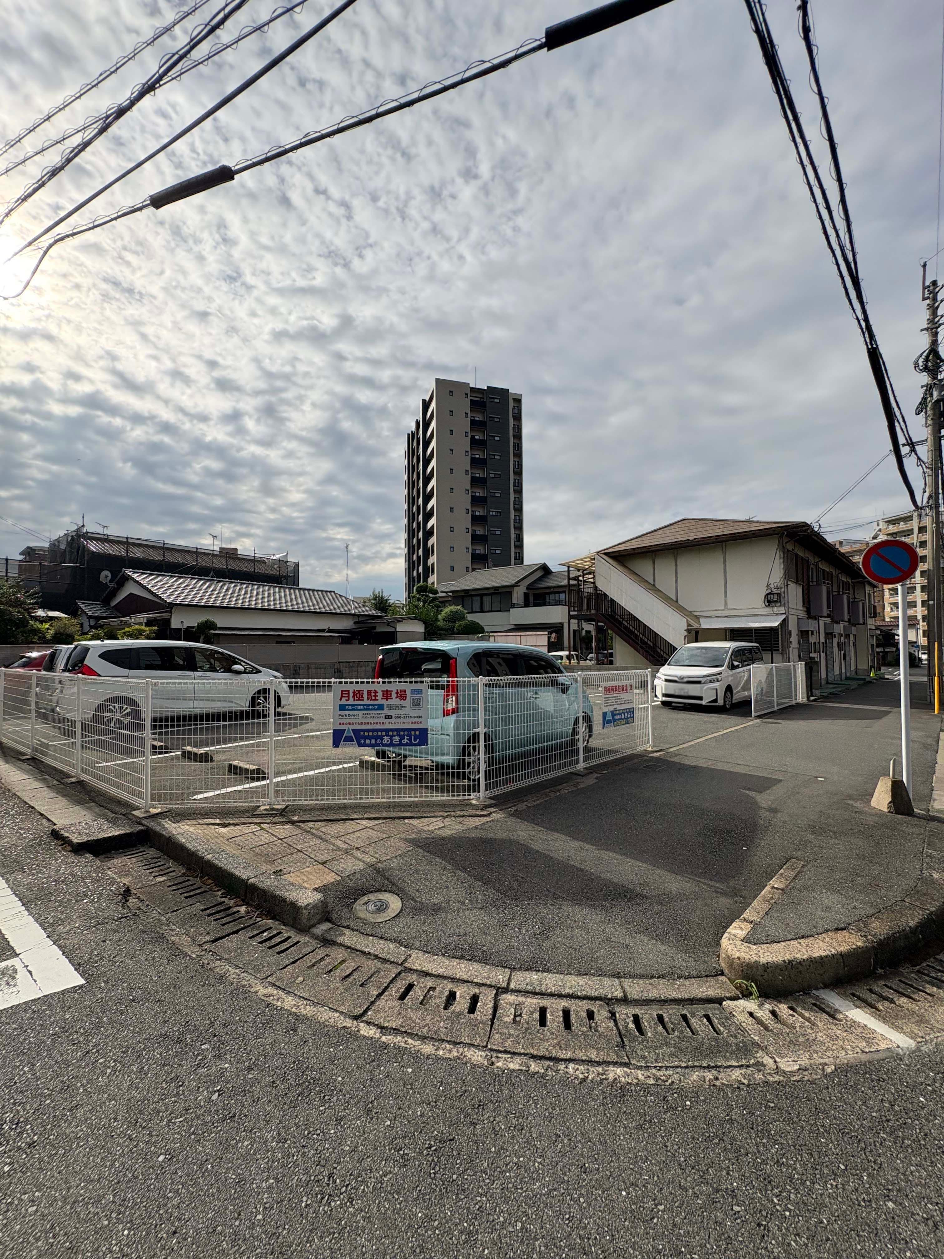 穴生一丁目東パーキングの外観・駐車場イメージ1枚目