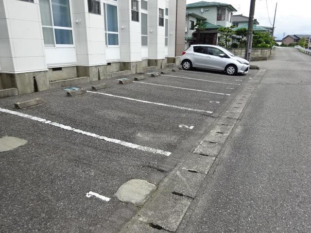 本丸(12799)の外観・駐車場イメージ1枚目