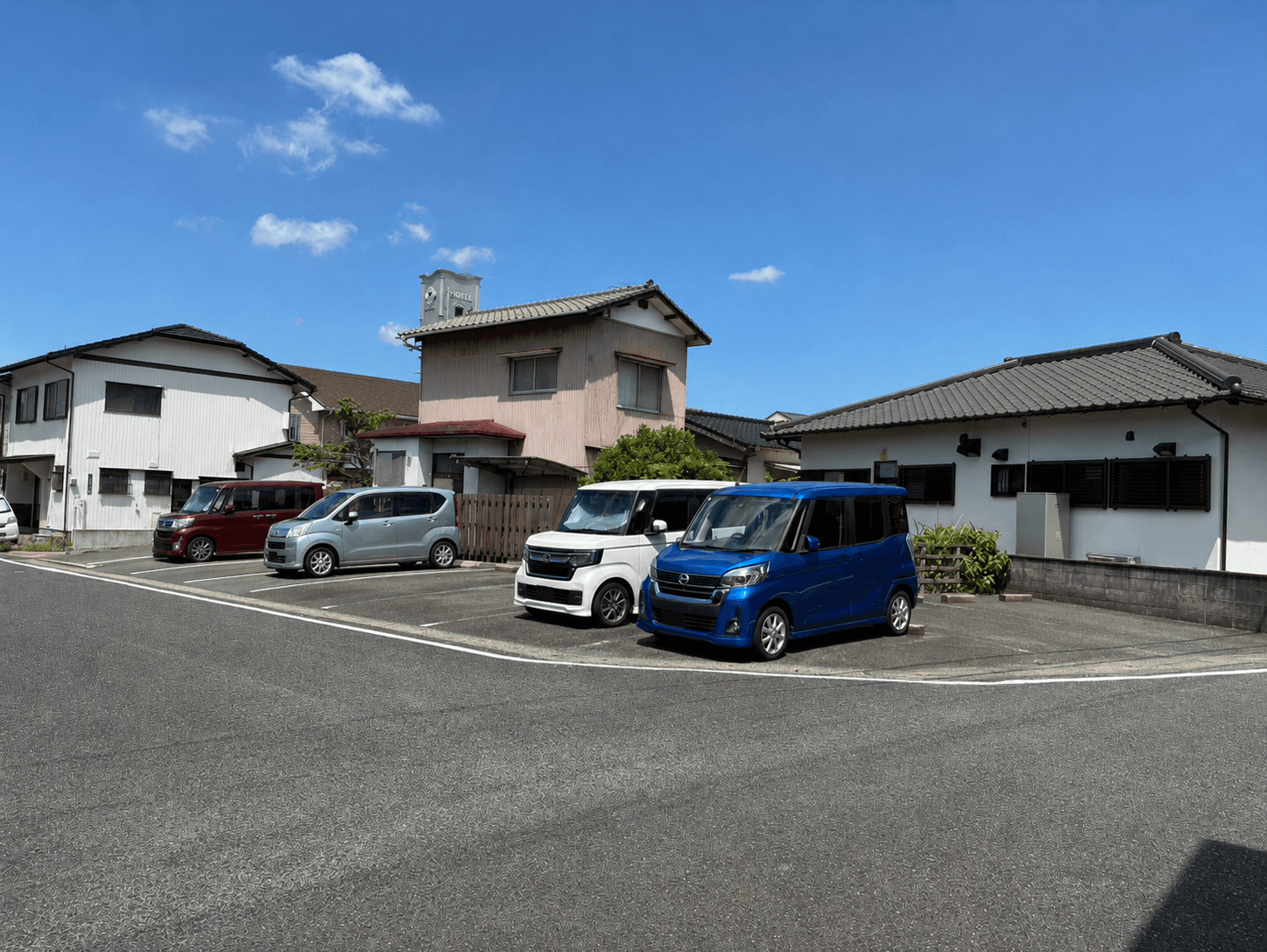 深田駐車場の外観・駐車場イメージ1枚目