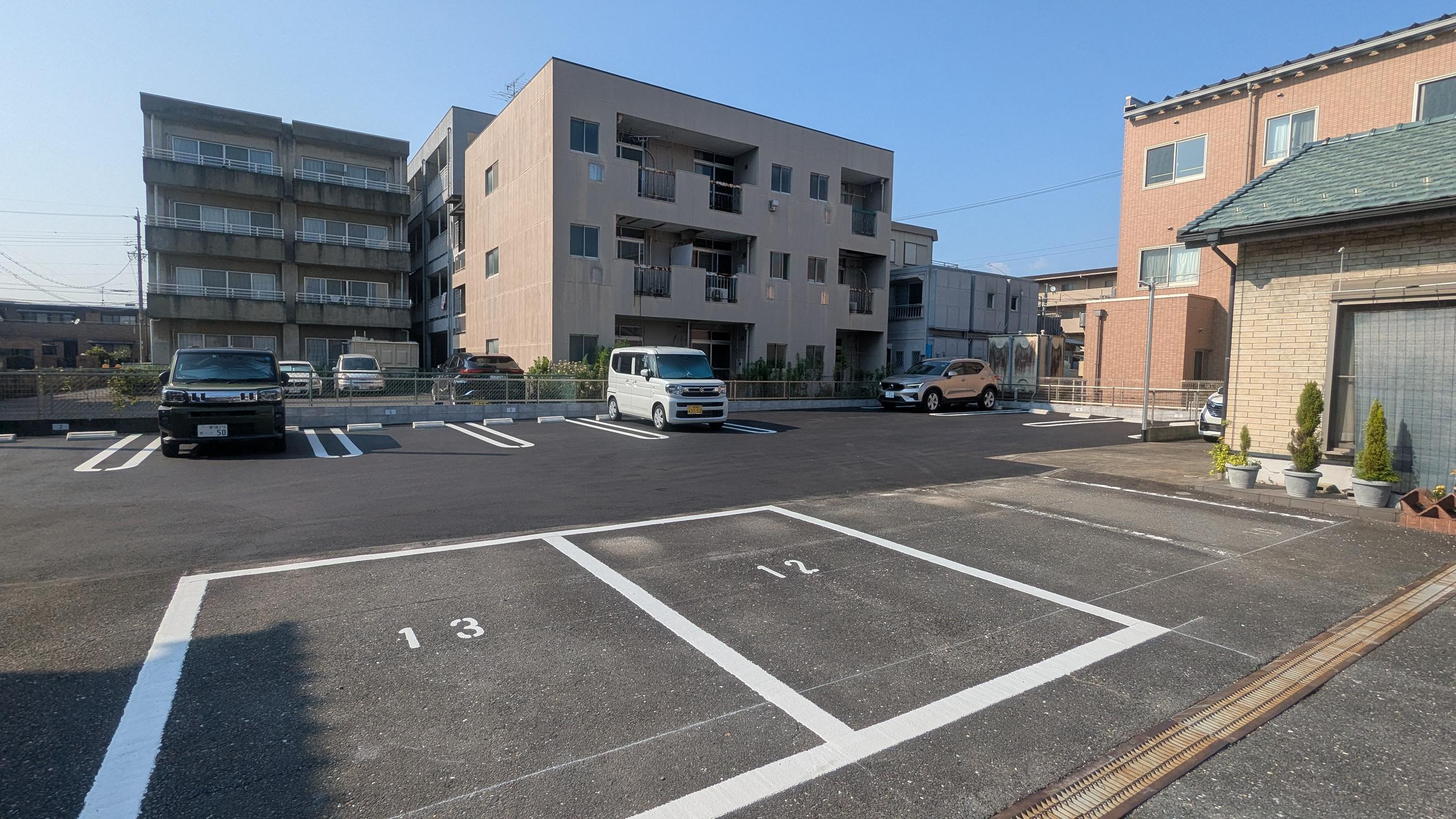 マルイワ・パーク芝の外観・駐車場イメージ2枚目