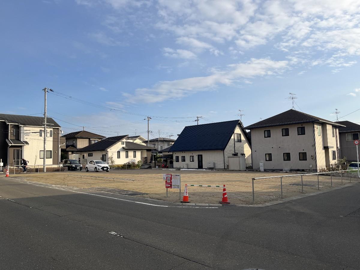 ホットハウス向陽台3丁目パーキングの外観・駐車場イメージ1枚目