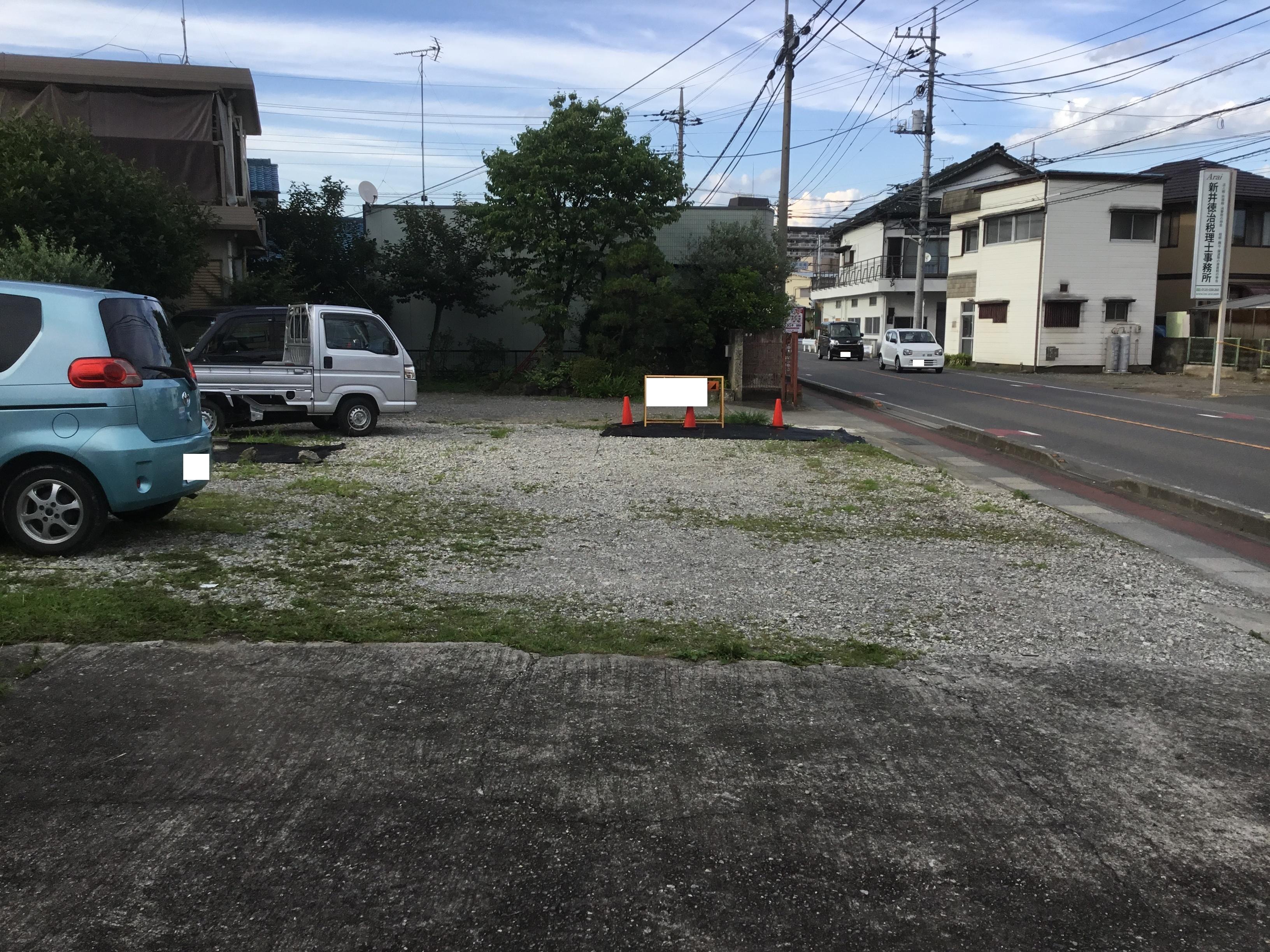 島貝沢月極駐車場の外観・駐車場イメージ1枚目