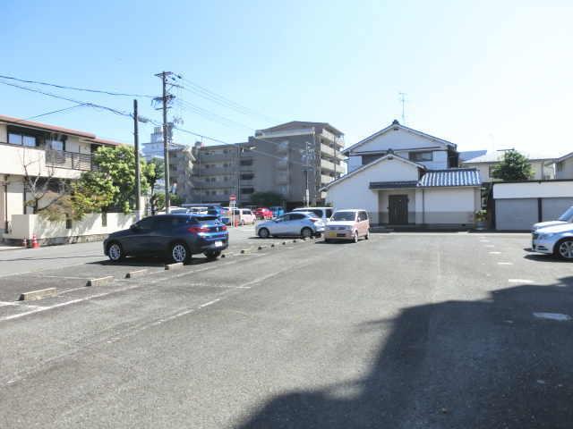 ワイズ・貴船 第1駐車場の外観・駐車場イメージ3枚目