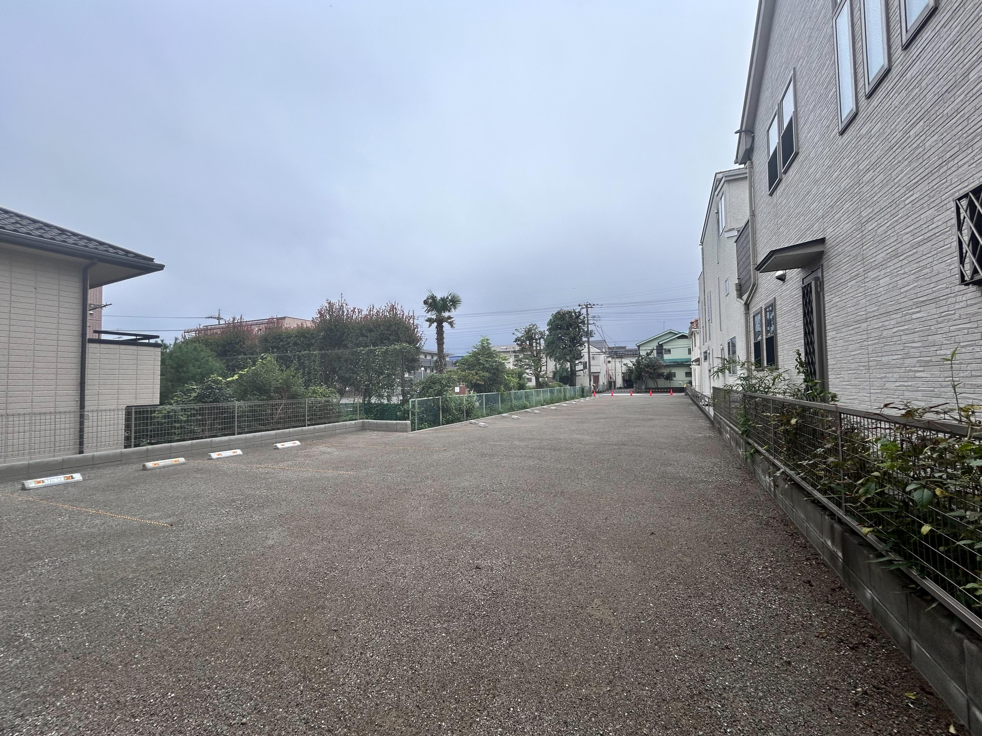 子安町3丁目月極駐車場の外観・駐車場イメージ3枚目