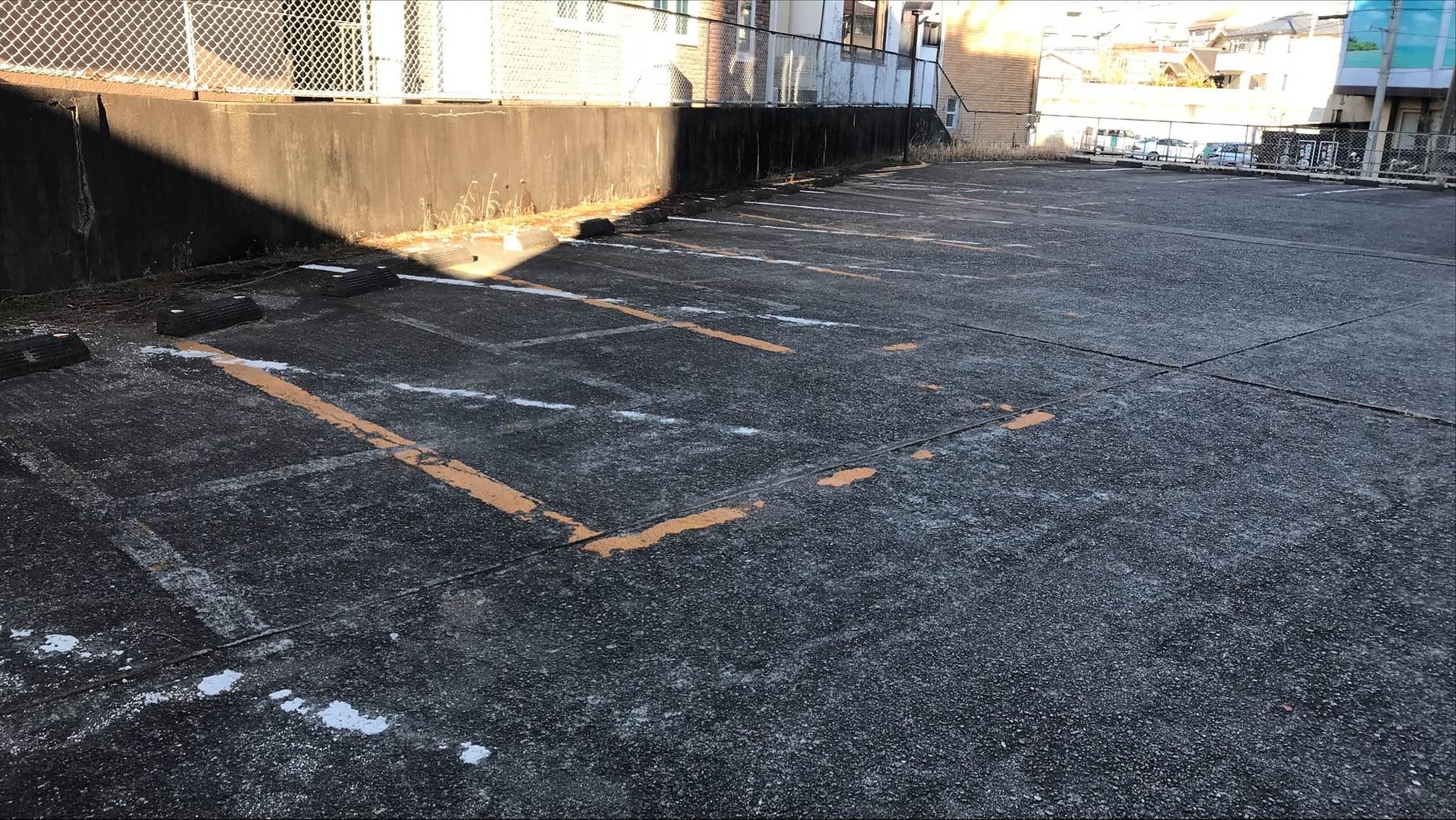 入間ビルの外観・駐車場イメージ2枚目