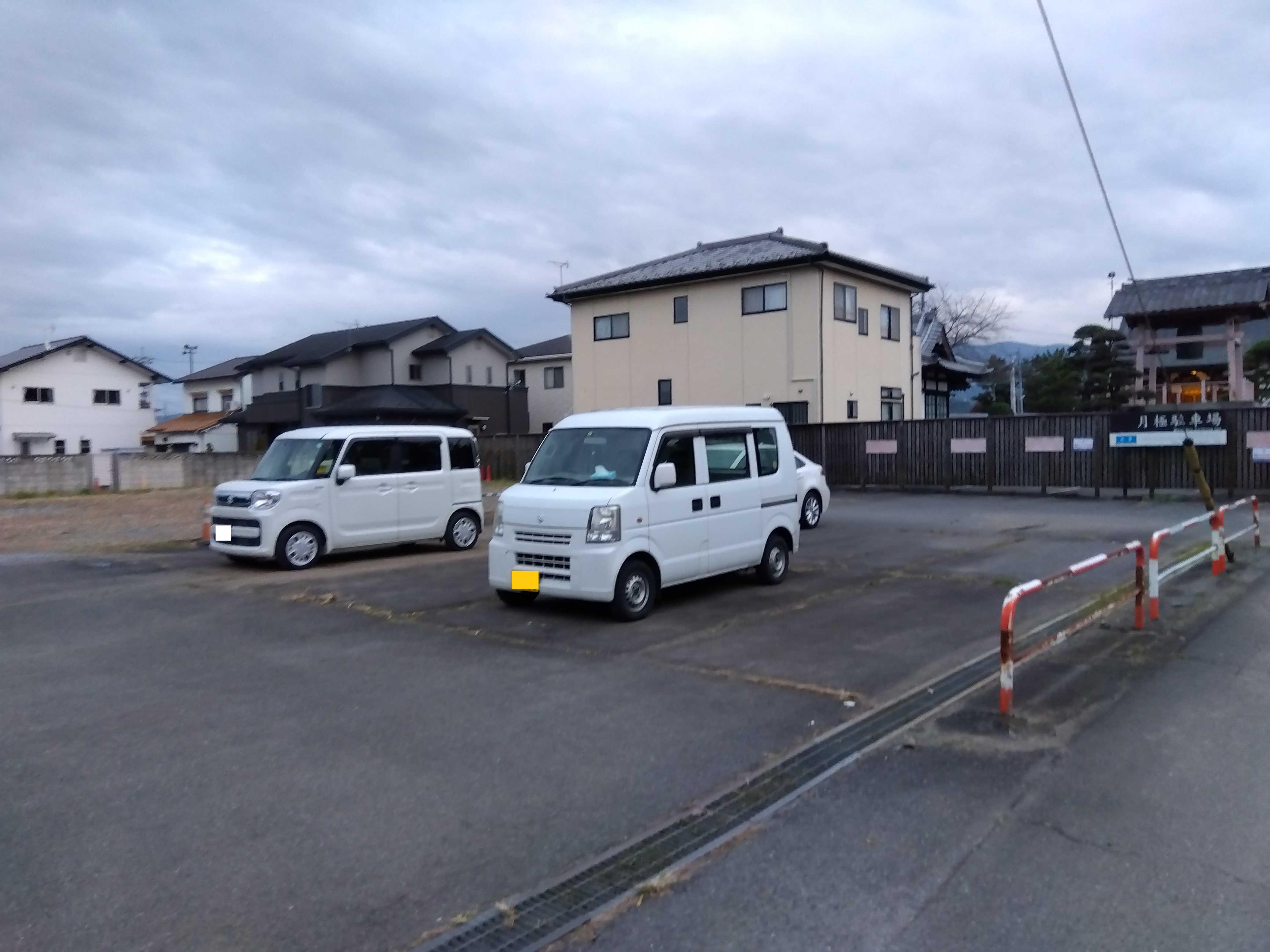 富岡早水月極駐車場の外観・駐車場イメージ3枚目