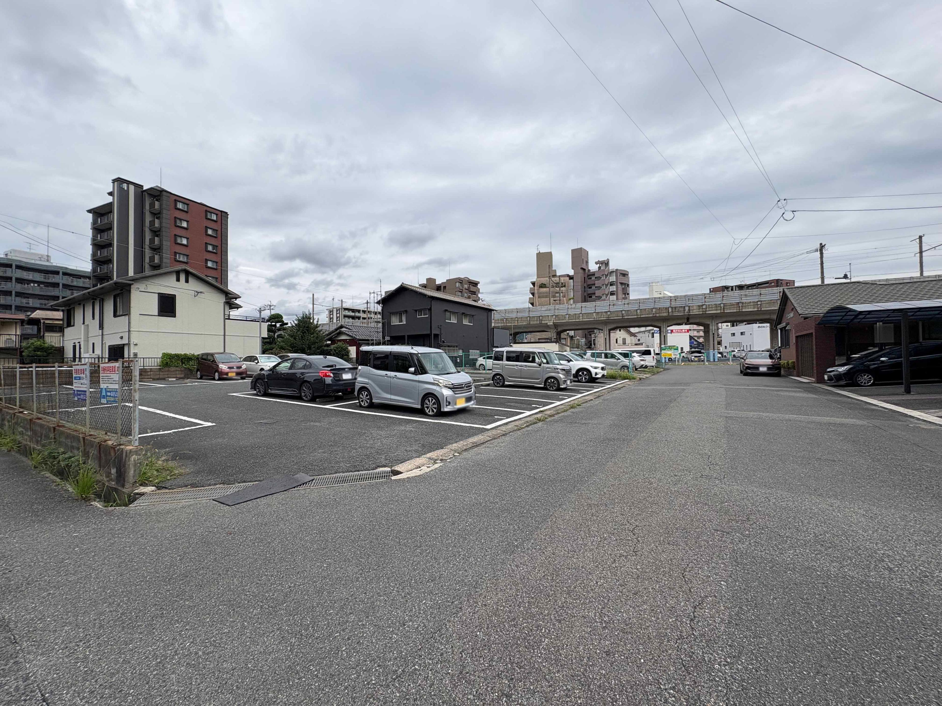 パーキング藤本の外観・駐車場イメージ3枚目