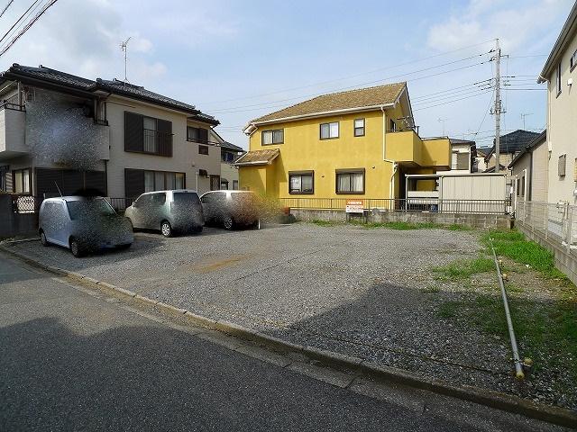 富田駐車場の外観・駐車場イメージ1枚目