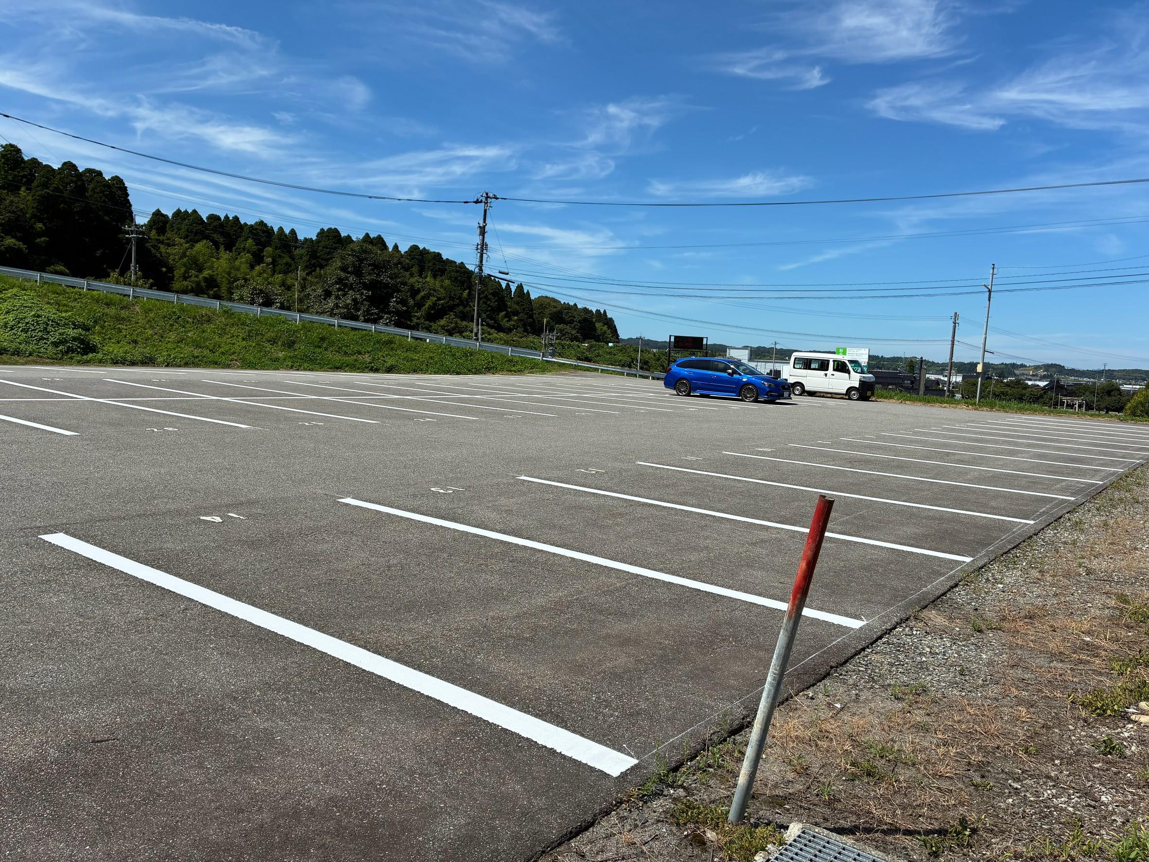 杉谷月極駐車場の外観・駐車場イメージ1枚目