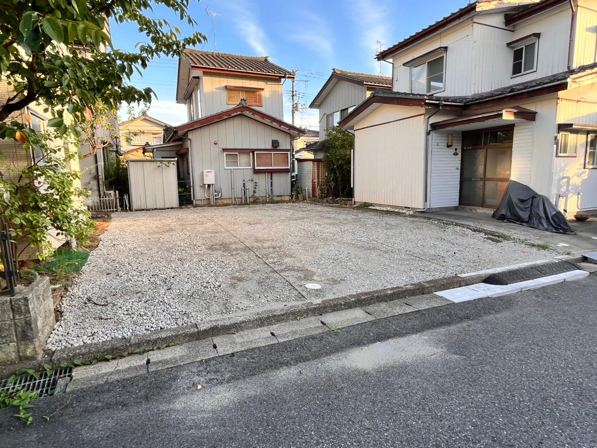 坂井駐車場の外観・駐車場イメージ3枚目