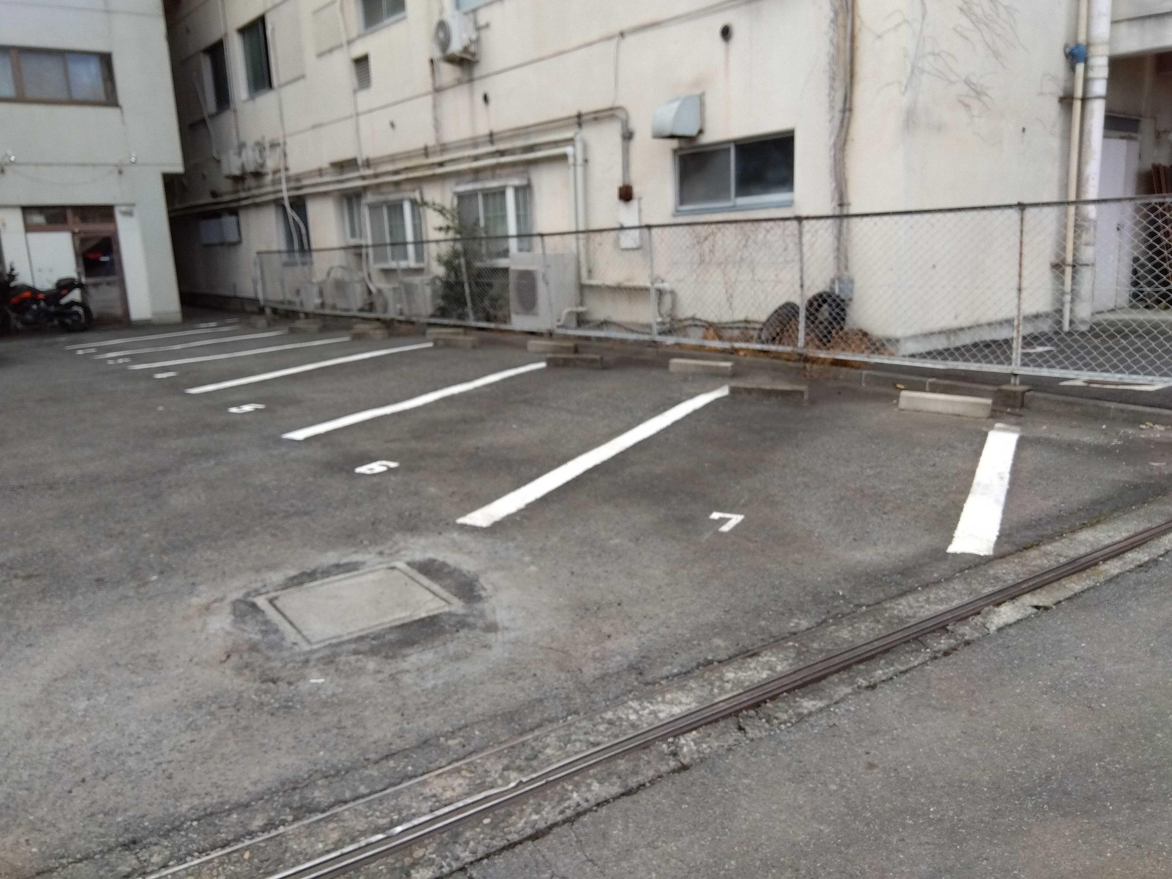 通町45-1月極駐車場の外観・駐車場イメージ2枚目