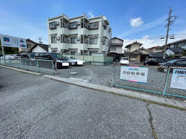 浅間温泉1丁目駐車場の外観・駐車場イメージ1枚目