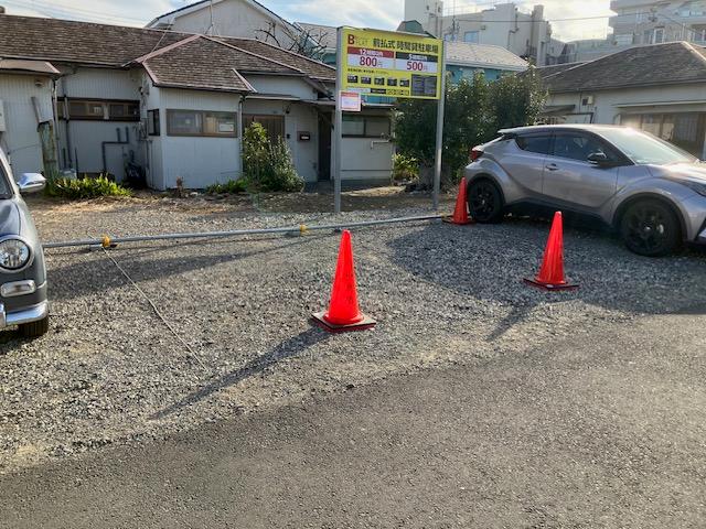スムーズパーク杉田1丁目の外観・駐車場イメージ2枚目