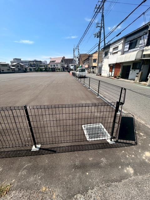 パーキングOUGAの外観・駐車場イメージ2枚目
