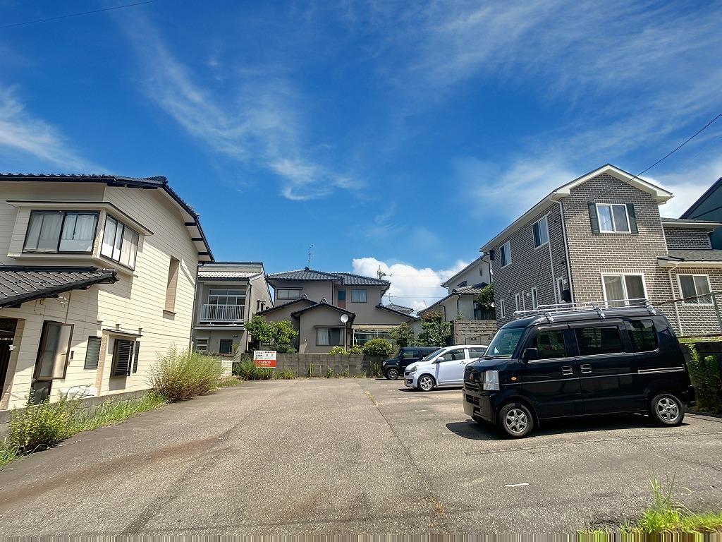 高尾南2丁目S駐車場の外観・駐車場イメージ2枚目