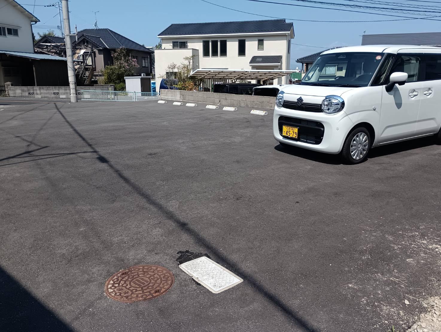 矢野東6丁目W駐車場の外観・駐車場イメージ2枚目